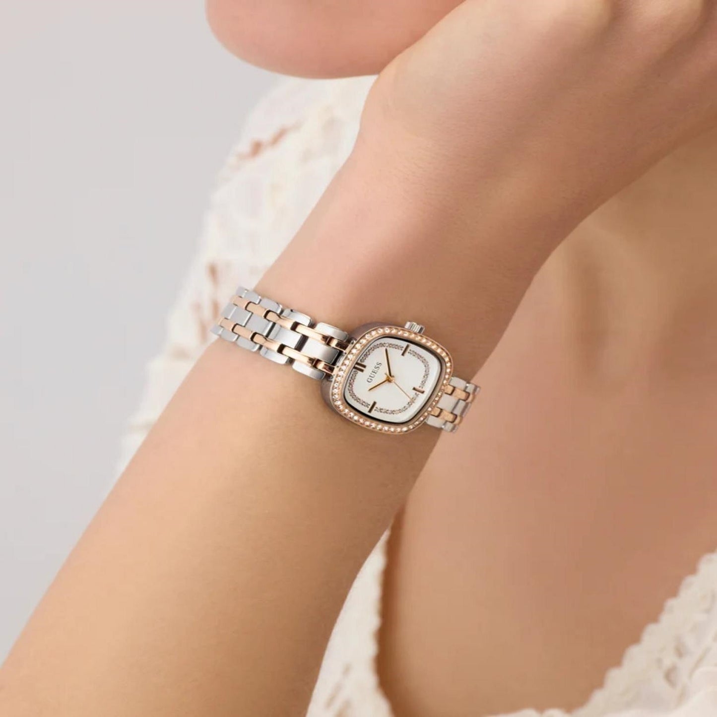 Reloj Guess Hazel Gw1018l5