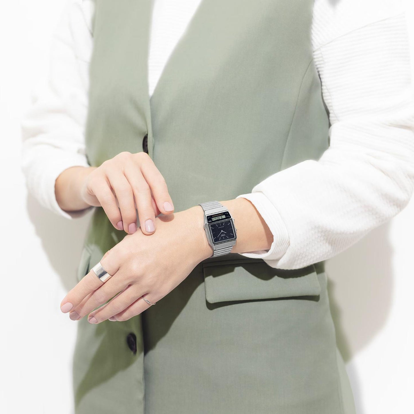 Reloj Casio Vintage Aq-800e-1adf