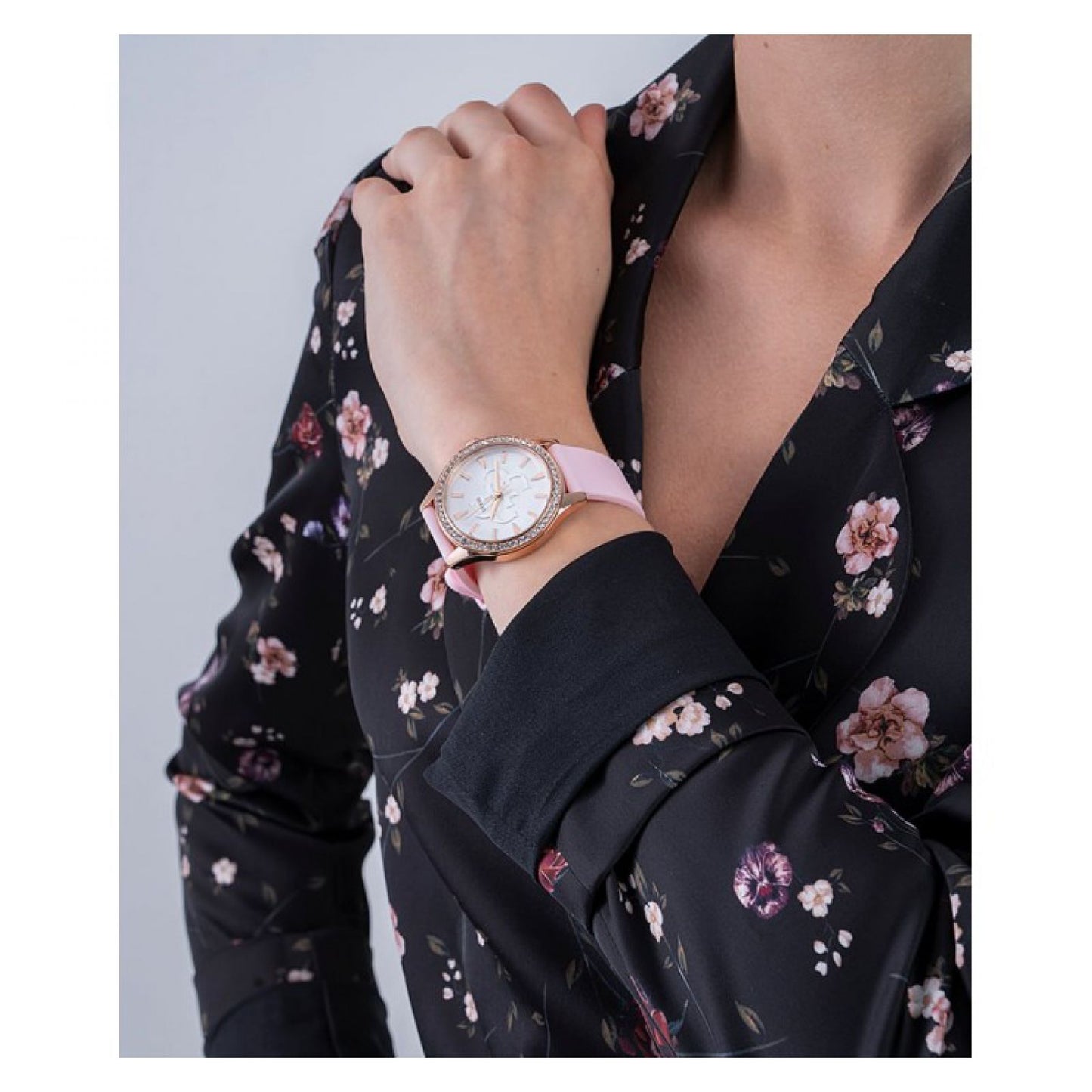 Reloj Guess Anna Gw0359l3