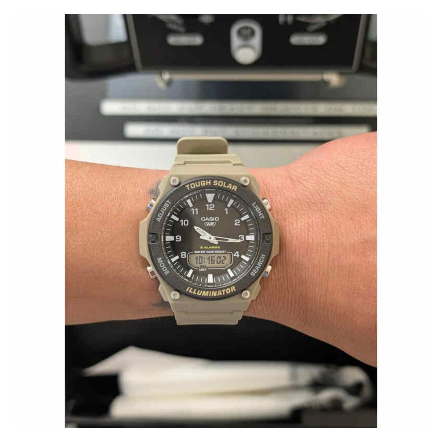 Reloj Casio Tough Solar Aq-s820w-5avdf